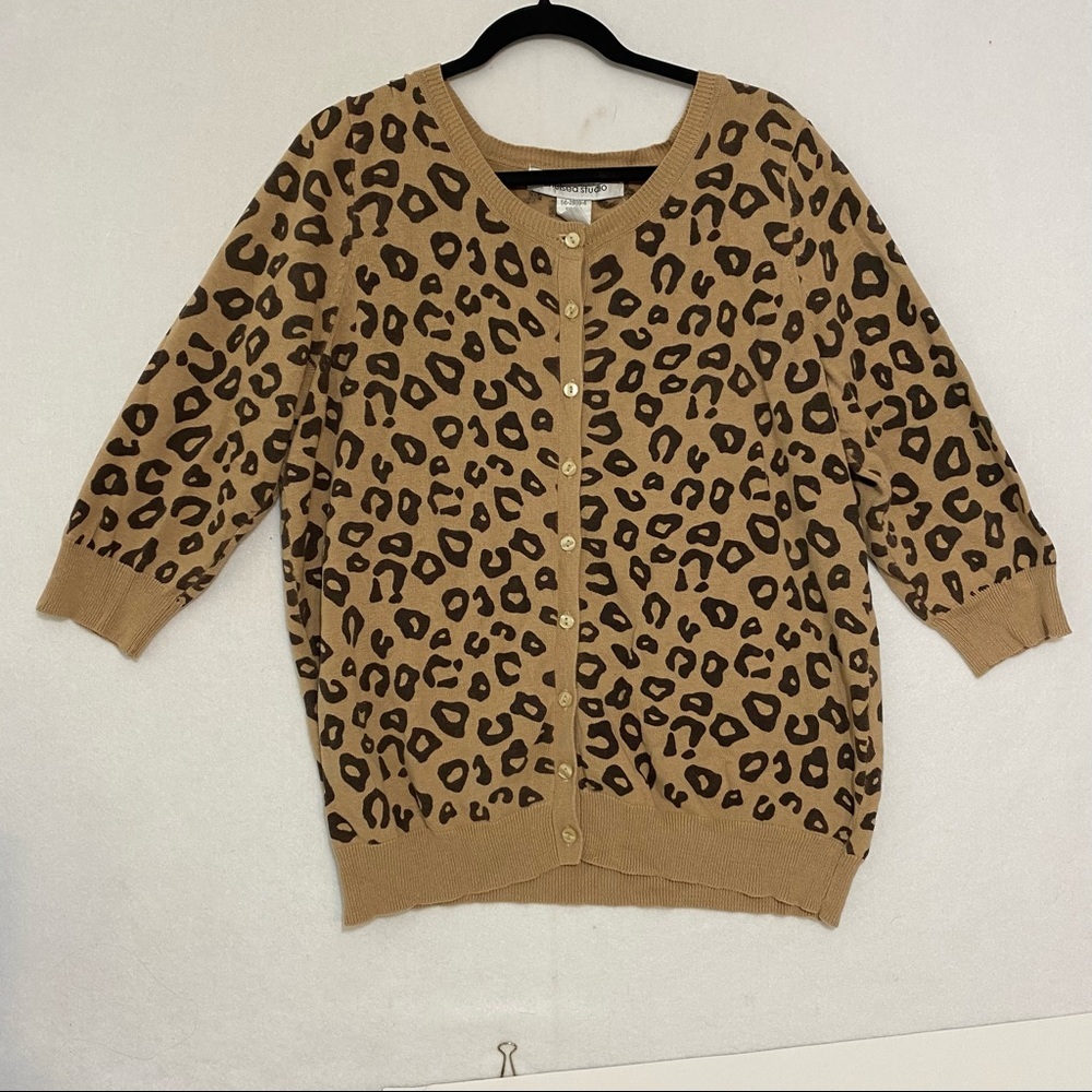 Chelsea studio cheetah Cardigan print 3/4 sleeved button up cardigan